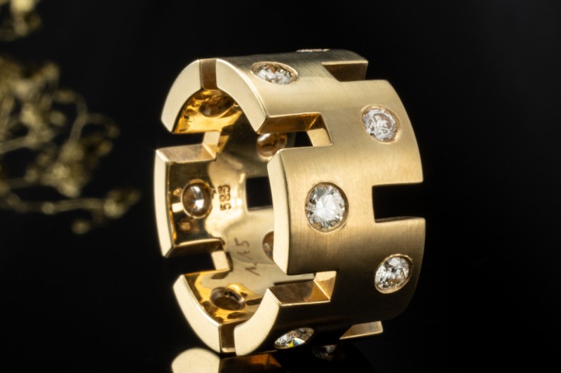 Massiver Ring Cut Outs Diamanten Handgefertigt Massiv in 585er Gelbgold 