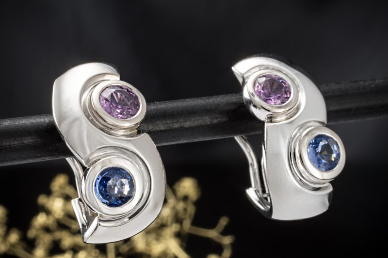 Odenwald Ohrclips Ohrstecker Tango mit Saphir Blau Violett Weißgold 750 
