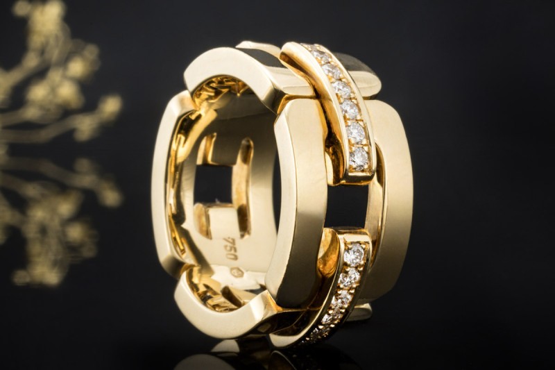 Odenwald Glieder Ring mit Diamanten massiv gefertigt in 750er Gelbgold 