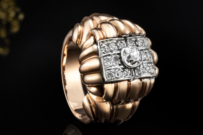 Antiker Ring im Vintage Design mit Diamanten im Altschliff in Roségold 