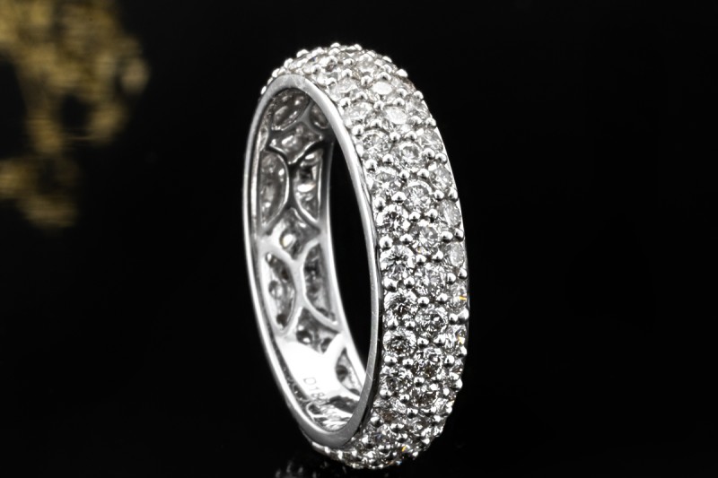 Memoire Ring Bandring mit Diamanten Goldschmiedearbeit in 750er Weißgold 