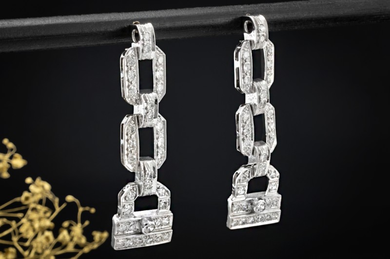 Art Déco Ohrringe Ohrstecker beweglich mit Diamanten in 750er Weißgold 