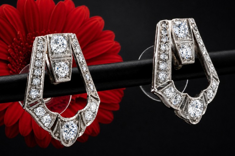 Art Déco Ohrringe Ohrstecker Altschliff Diamanten in Platin Handarbeit 