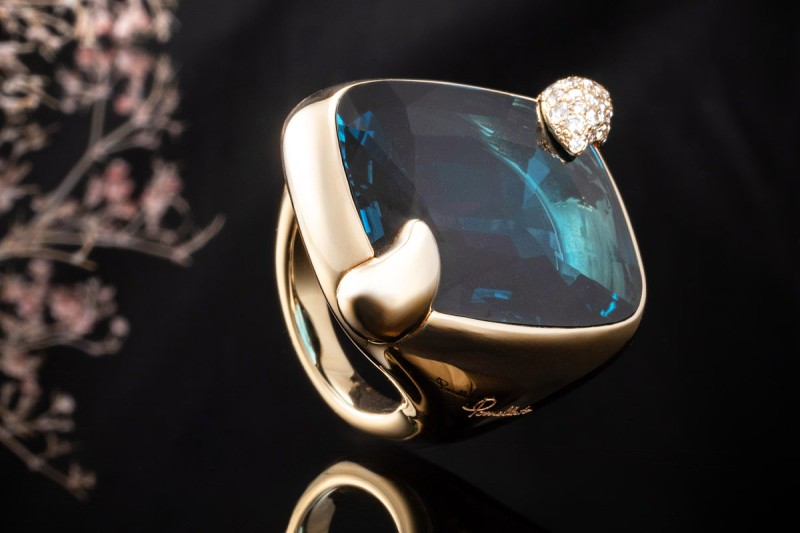 Pomellato Ring Ritratto Maxi London Topas Blau Diamanten 55 Roségold 750 
