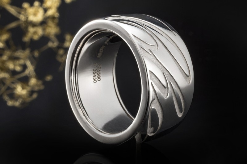 Chopard Chopardissimo Ring Drehring mit Schriftzug 53 in 750er Weißgold 