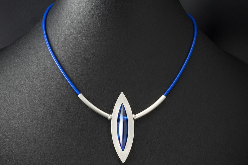 Bunz Design Collier Blau 950er Platin 750er Gelbgold Kautschuk Halsreif 
