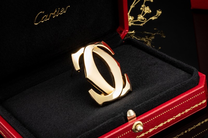 Cartier Brosche Pénélope Doppel C Vintage Nadel in 750er Gelbgold OVP 