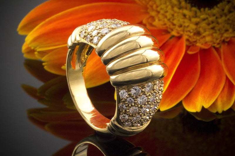 Wunderschöner Brillantring Ring mit TW VSI Brillanten in 750er Gelbgold 