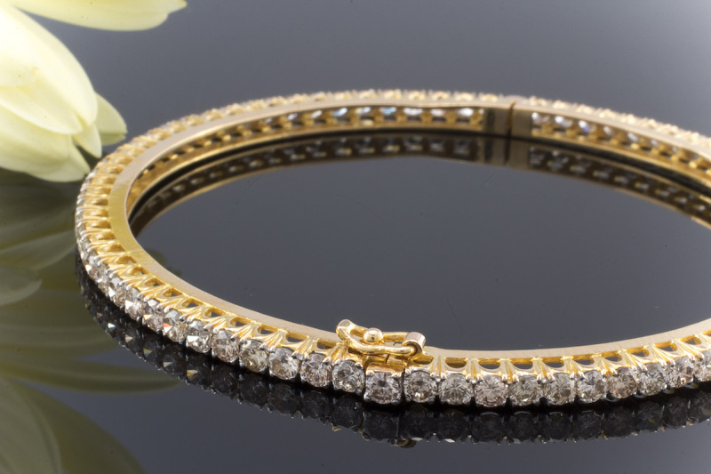 Brillantarmreif Armreif rundum mit Brillanten 4,50 Carat in 750er Gelbgold 