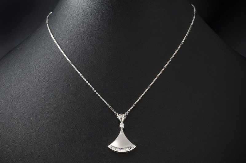 BVLGARI Divas Dream Halskette Collier mit Diamanten in Weißgold Full Set 