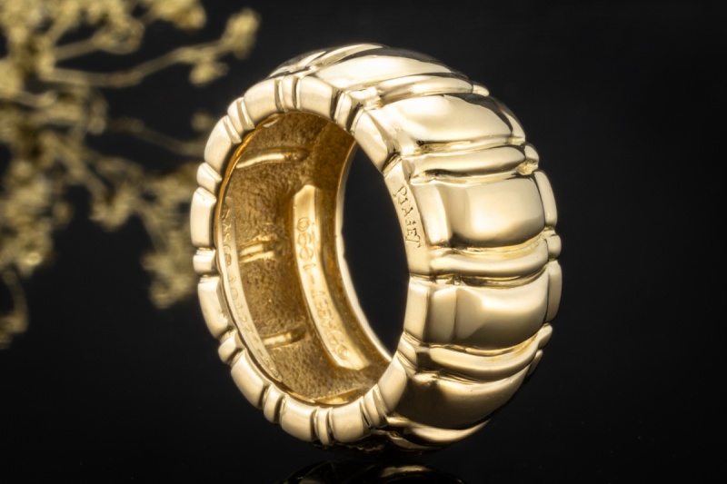 Piaget Bandring Breiter gewellter Designer Goldring in 750er Gelbgold 