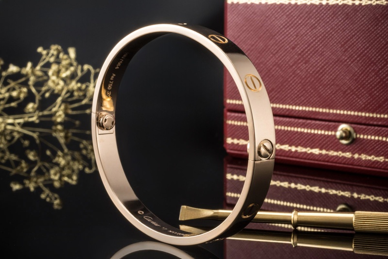 Cartier Love Armreif Armband Bracelet Neues Modell Roségold 750 Größe 17 