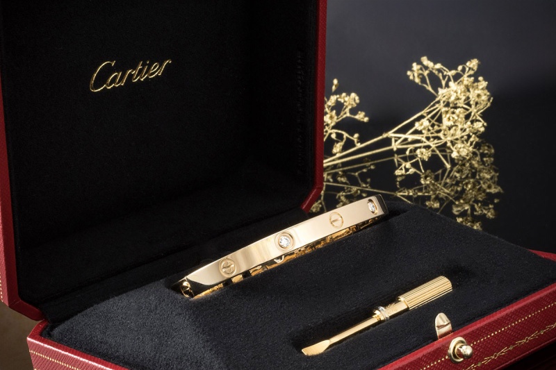 Cartier Love Armreif Armband Bracelet Diamanten Gelbgold Gr. 19 Full Set 