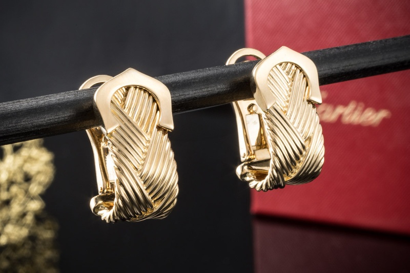 Cartier Ohrringe C de Cartier Clip Ohrstecker geflochten in Gelbgold 750 