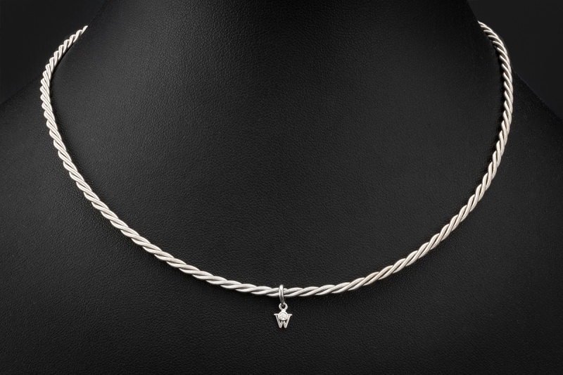 Wellendorff Collier Silky Seidenkordel Kette in 750er Weißgold Full Set 