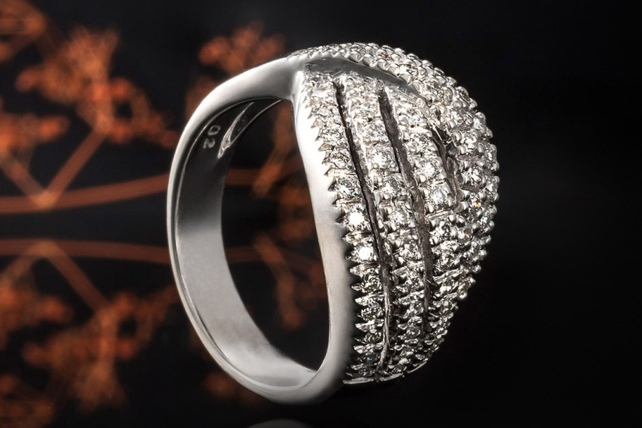 Ring Crossover Diamanten Brillanten Goldschmiedearbeit in Weißgold 750 