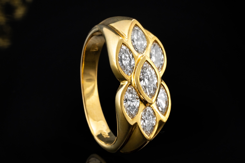 Stilvoller Ring Diamanten im Navette und Tropfenschliff in Gelbgold 750 