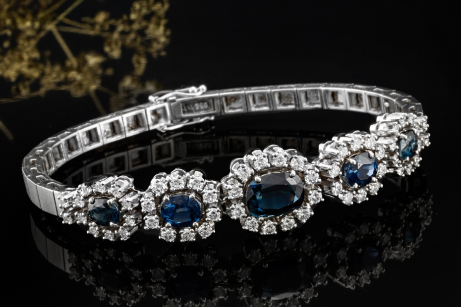 Vintage Saphir Armband Klassisch mit Diamanten mattiert in Weißgold 750 