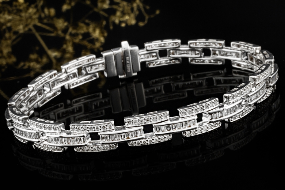 Eckiges Gliederarmband Brillanten und Baguette Diamanten in Weißgold 750 