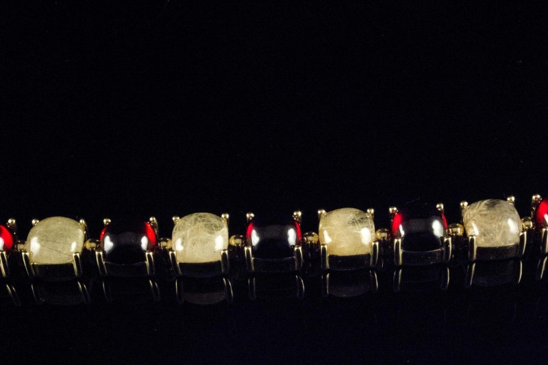 Armband mit 40 Carat Rutil Quarz & Granat Cabochons in 585er Gelbgold 