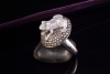 Frosch Ring mit Diamanten weiß braun und Tsavorit in 750er Weißgold 