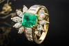Ring im Sunburst Design Smaragd und Diamanten in Gelbgold 750 Handarbeit 