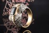Goldschmiedearbeit Ring Massiv Saphir und Diamanten in Gold und Platin 