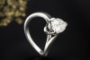 Piaget Solitär Ring Besondere Arbeit mit Diamant Tropfen in Weißgold 750 