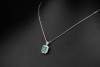 Antikes Collier Kette Anhänger mit Smaragd und Diamanten in Weißgold 750 