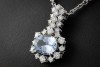 Saphir Anhänger mit Diamanten Bewegliche Handarbeit in 750er Weißgold 