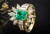 Ring im Sunburst Design Smaragd und Diamanten in Gelbgold 750 Handarbeit 