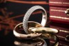 Cartier Trinity Ring Klassisch mit Diamanten Gelbgold Roségold Weißgold 