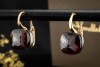 Pomellato Ohrringe Ohrstecker Nudo Classic mit Granat in 750er Gelbgold 