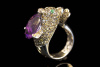 Tier Motiv Ring Robbe mit Amethyst Brillanten und Tsavorit in Weißgold 