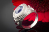 Ring der Königin Imposanter Saphir mit Diamanten SiegelRing Form Weißgold 585 