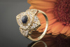 Marokanisches Ring Design mit Saphir Cabochon und Brillanten Gold 750 