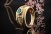 Anschmiegsamer Smaragd Ring mit klassischer Farbe und Brillanten in Gold 