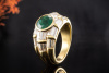 Smaragd Ring mit Baguette Diamanten in 750er Gelbgold Goldschmiedearbeit 