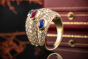 Cartier Ring Masterpiece mit Rubin Saphir Smaragd Brillanten in Gelbgold 