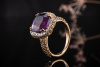 Farbintensiver Amethyst CocktailRing Ring mit Diamanten in 750er Rotgold 