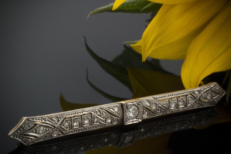 Brosche / Nadel Art déco mit Diamanten in 585er Gold Bicolor 