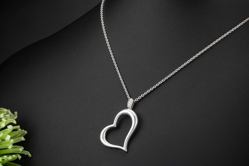 Piaget Herz Collier Kette mit Anhänger und Brillanten in 750er Weißgold 