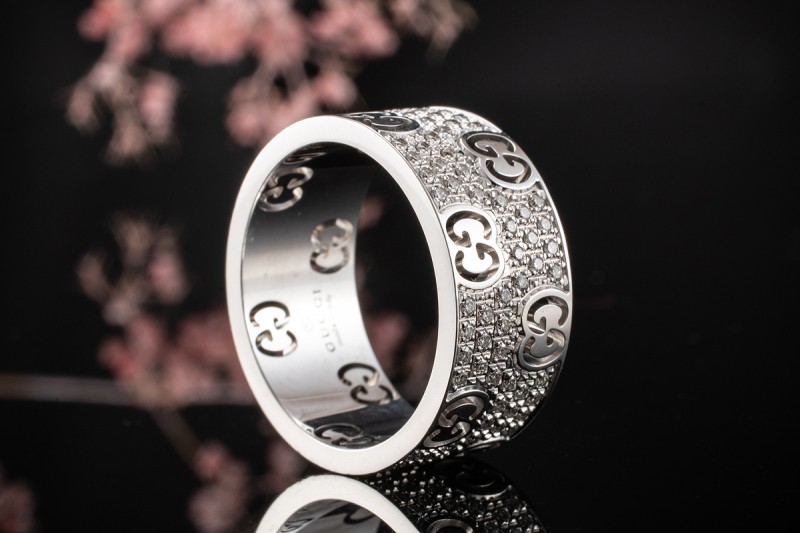 Gucci Ring Breiter Memoire Ring Bandring mit Diamanten in Weißgold 750 