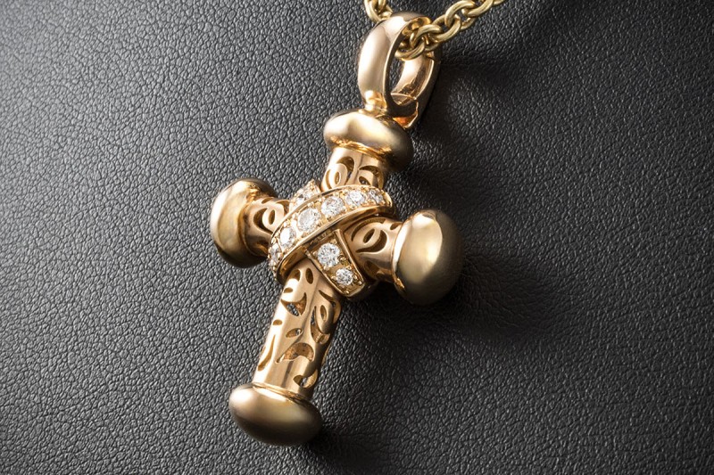 Leo Wittwer Kreuz Anhänger mit 0,34 Ct. Diamanten 43 mm in Roségold 750 