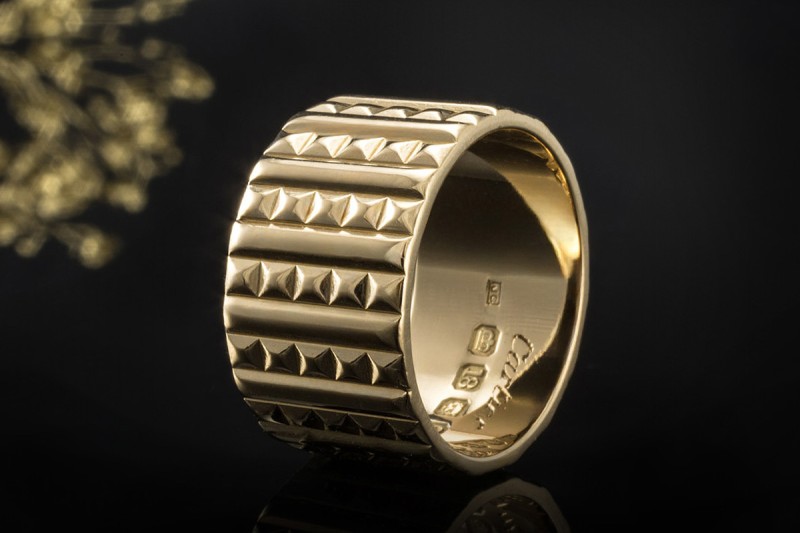 Cartier London Ring Breites Vintage Modell Rarität in Gelbgold 750 Gr 53 