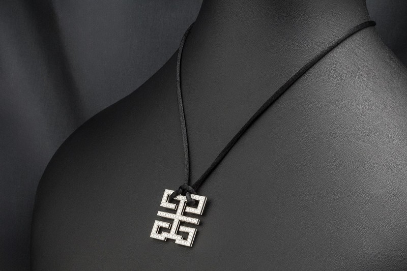 Cartier Collier Kiss of the dragon mit Diamanten Wishknot 750er Weißgold 