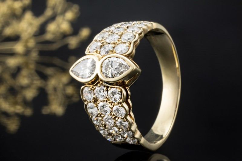 Ring Diamant Tropfen und Brillanten Detailverliebte Gelbgold Handarbeit 