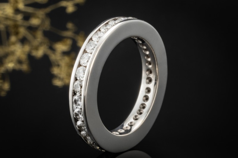 Memoire Ring mit Diamanten Massive Goldschmiedearbeit in Weißgold Gr. 53 