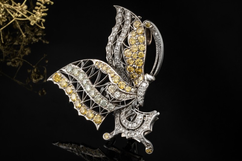 Schmetterling Brosche Anhänger Diamanten Gelb und Weiß in 750er Weißgold 