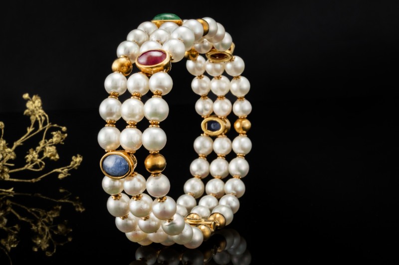 Vintage Perlenarmband Armreif Smaragd Rubin Saphir Cabochon Gelbgold 750 